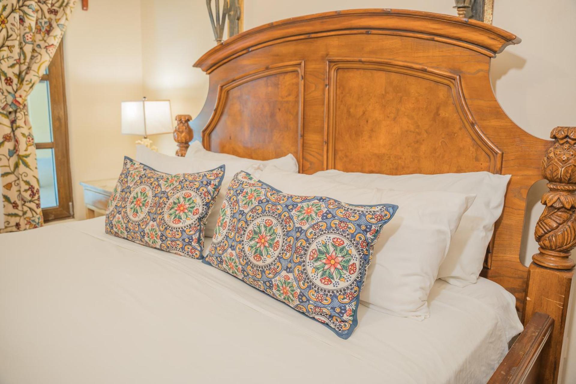 Caribe Tesoro Hotell West Bay Eksteriør bilde