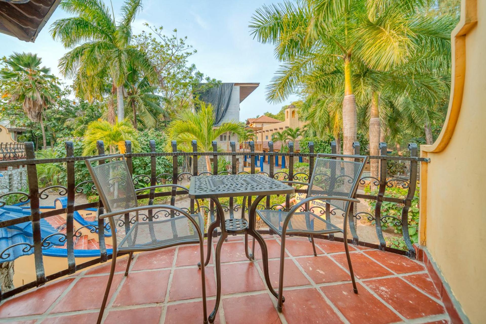 Caribe Tesoro Hotell West Bay Eksteriør bilde
