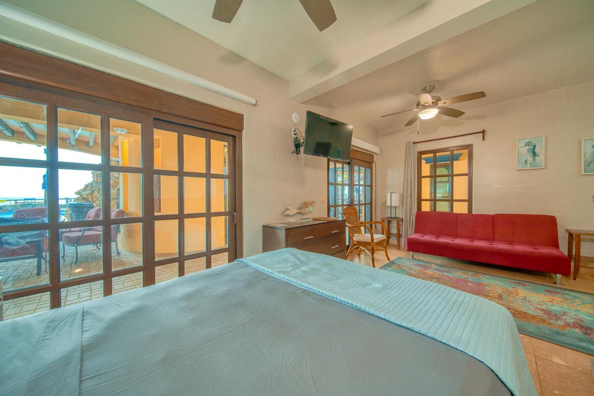 Caribe Tesoro Hotell West Bay Eksteriør bilde